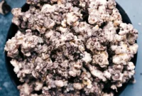 Cookies and Cream Popcorn
