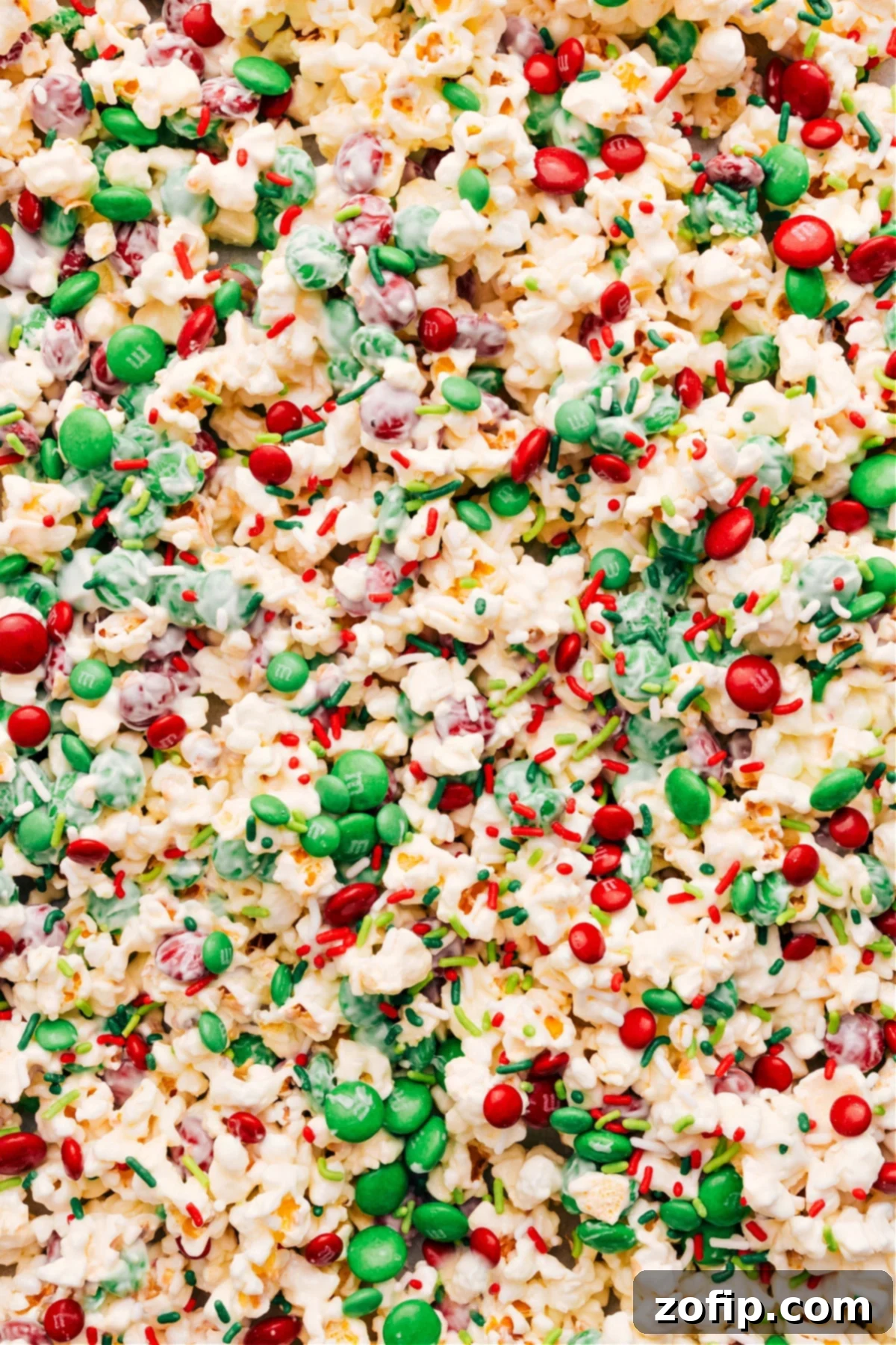 Festive Holiday Popcorn 1 featured 130901