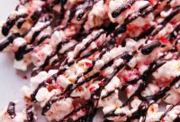 Peppermint Popcorn Delight