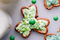 Lucky Pretzel Clovers