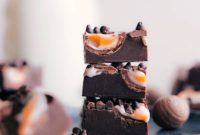 Easy Homemade Easter Fudge