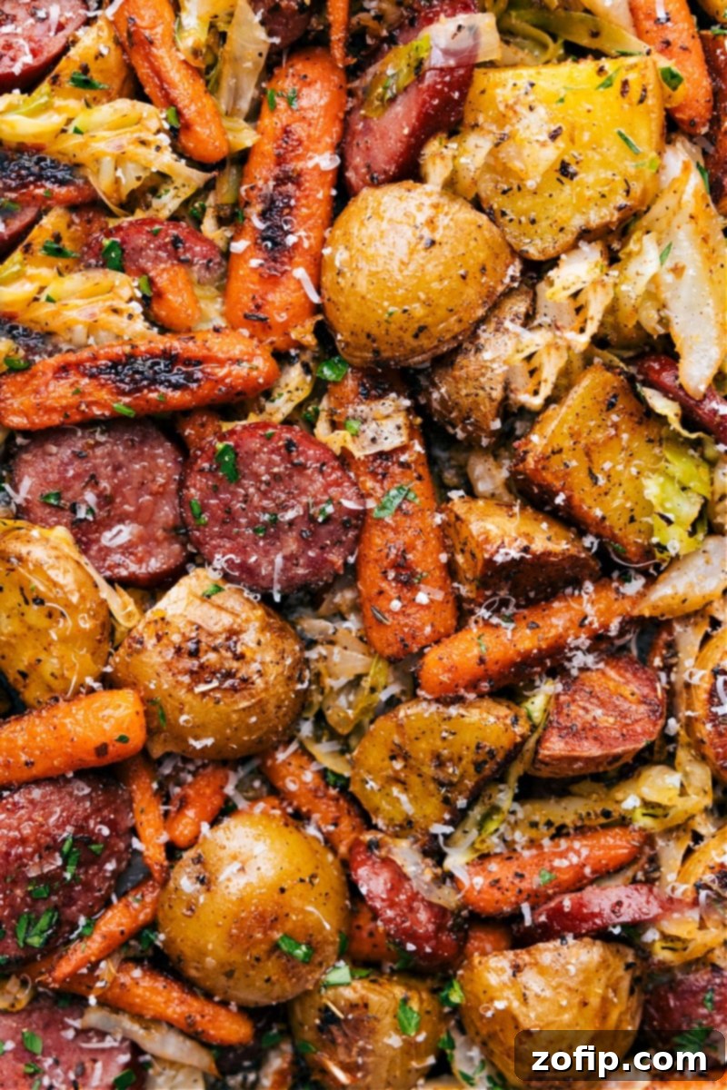 Sausage, Cabbage, and Potato One Pan Dinner 1 featured 142354