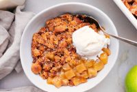 Irresistible Apple Cobbler