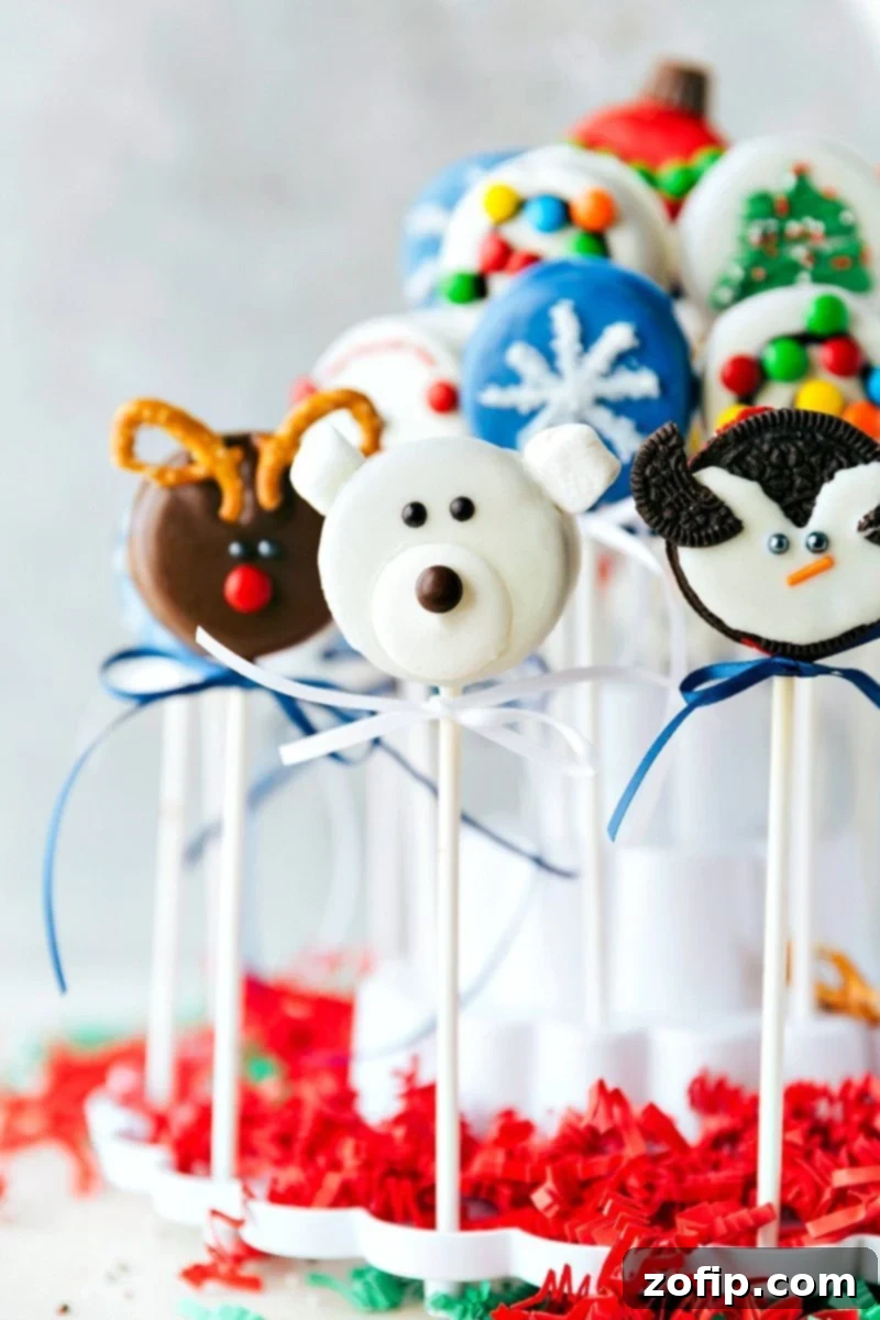 Dipped Christmas Oreo Pops 1 featured 17144