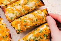 Ultimate Cheesy Garlic Bread