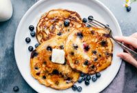 Fluffy Blueberry Pancakes