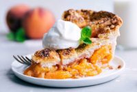 Perfect Homemade Peach Pie