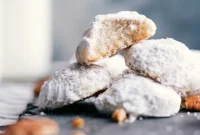 Mexican Pecan Snowballs