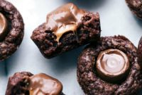 Rolo-Filled Mini Brownie Bites