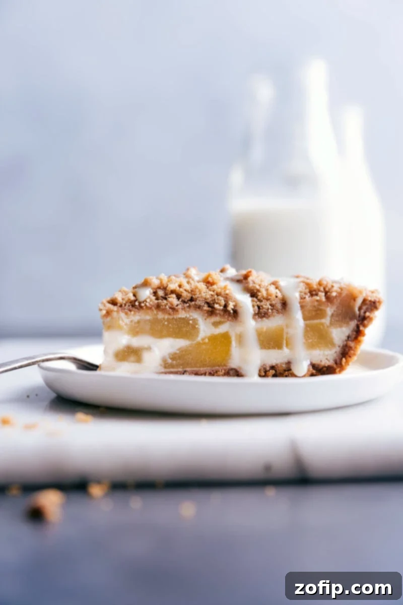 Ultimate Apple Streusel Pie 1 featured 84635