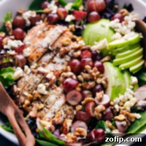 Golden Honey Mustard Vinaigrette 3 A small bowl of fresh, creamy Honey Mustard Vinaigrette, ready for serving.