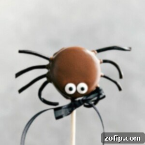 Delicious Spider Oreo Pop, a simple and fun Halloween treat.