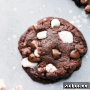 Mason Jar Peppermint Bark Cookies