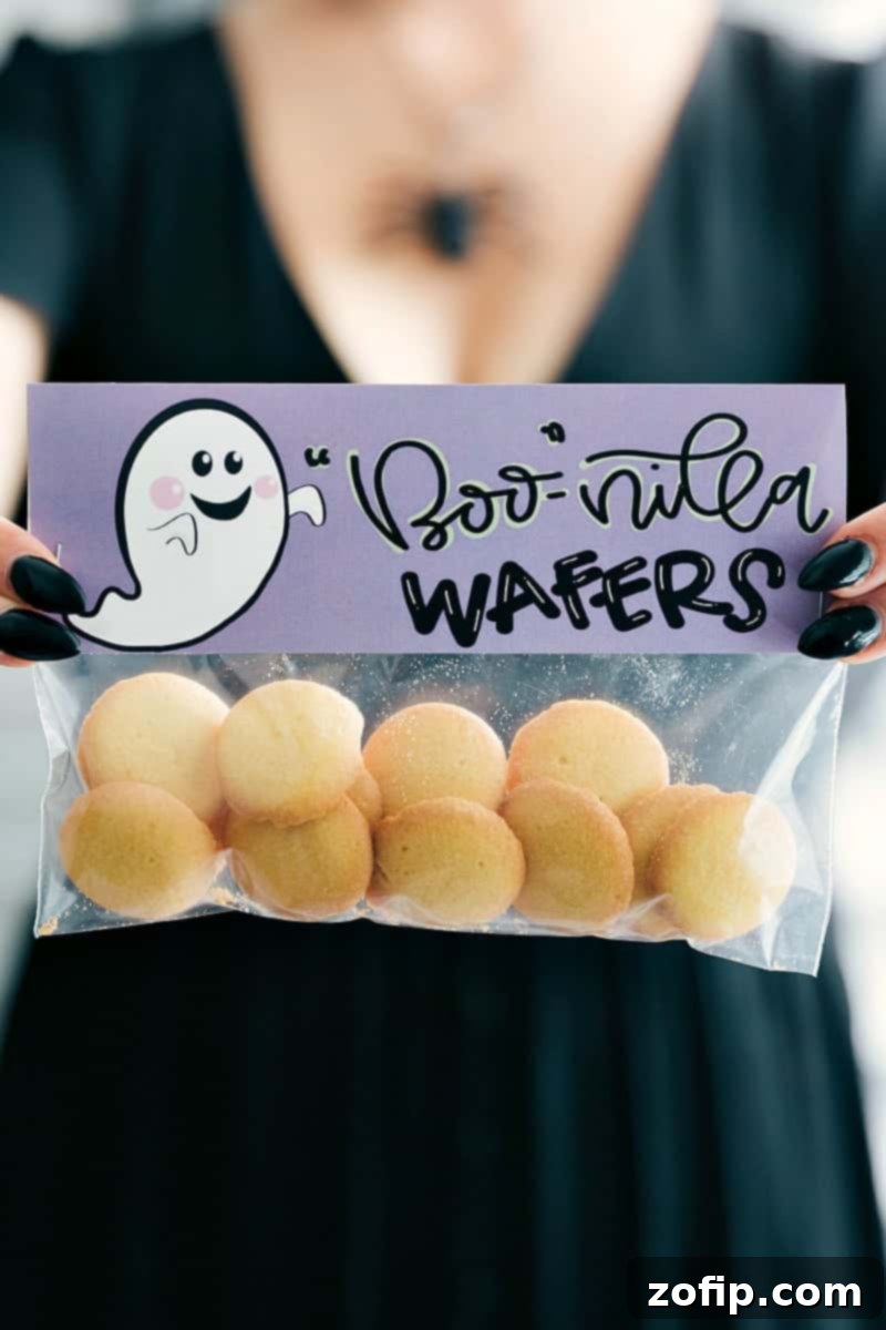 Free Halloween Treat Bag Topper: Boonilla Wafers design featuring mini vanilla wafer cookies.